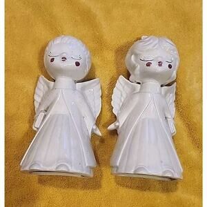 Pair Kissing Angels Vintage Figurines Made in Taiwan Christmas Holiday Decor
